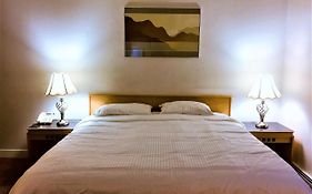 Country Garden Inn & Restaurant